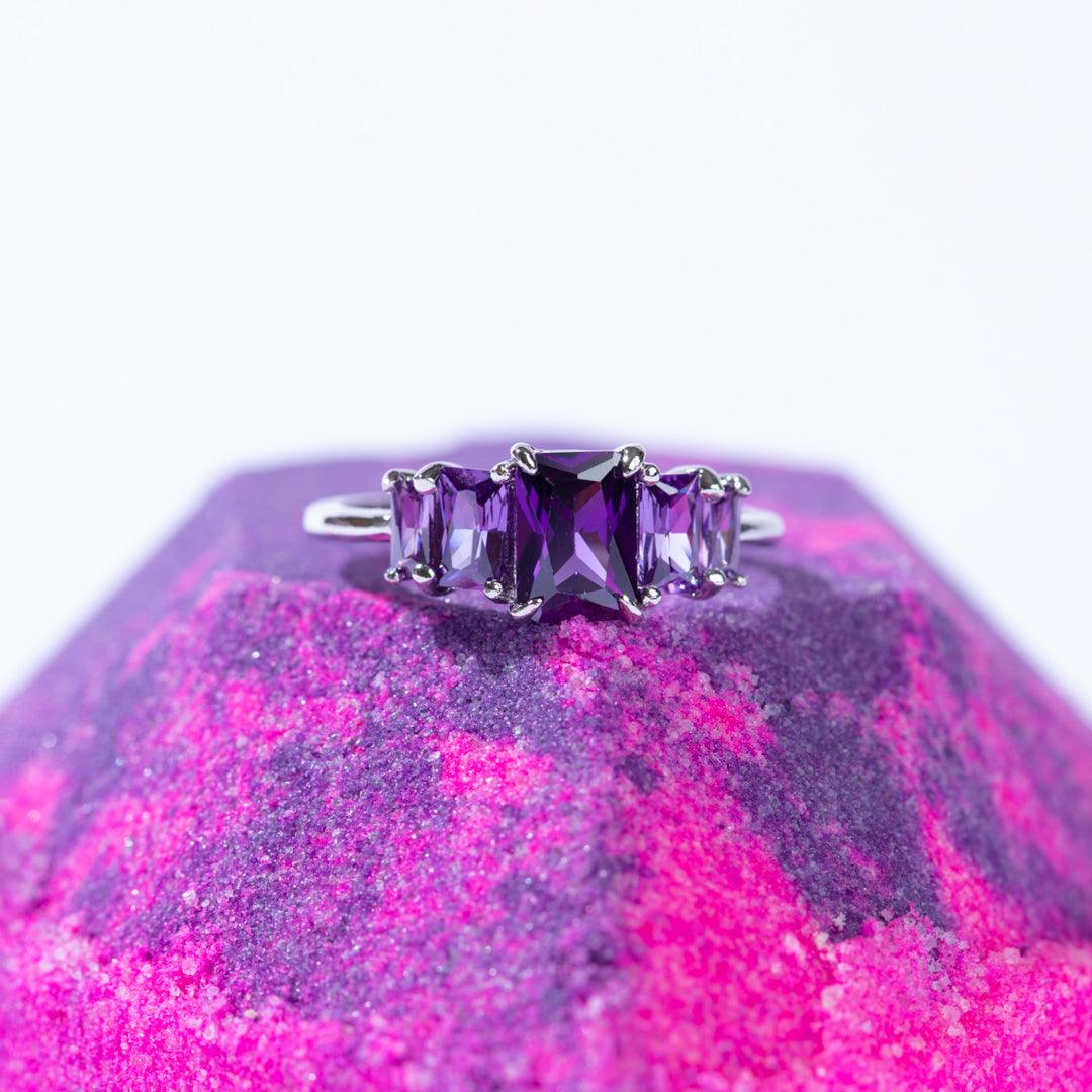 Amethyst - February Birthstone Collection - Candle and Bath Bomb Set