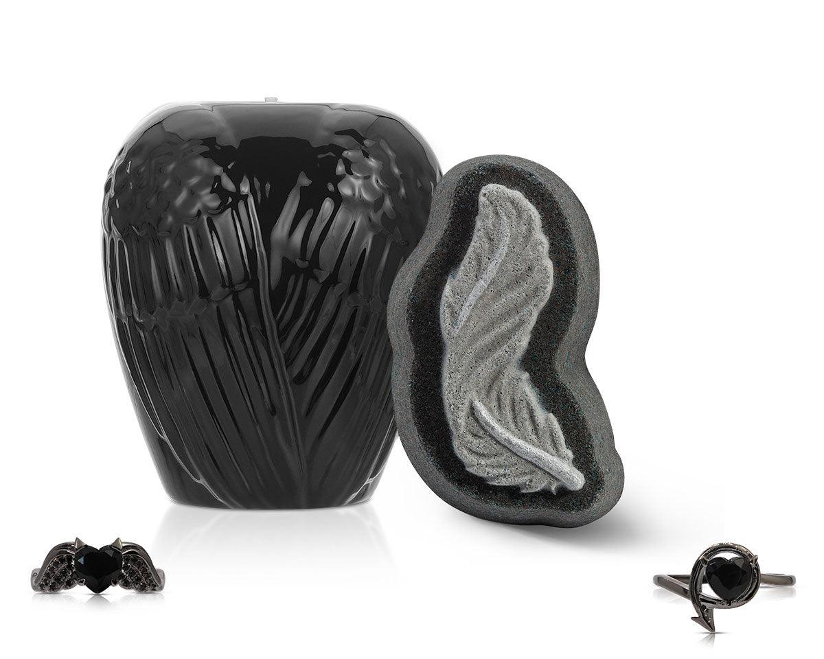 Fallen Angel - Candle and Bath Bomb Set