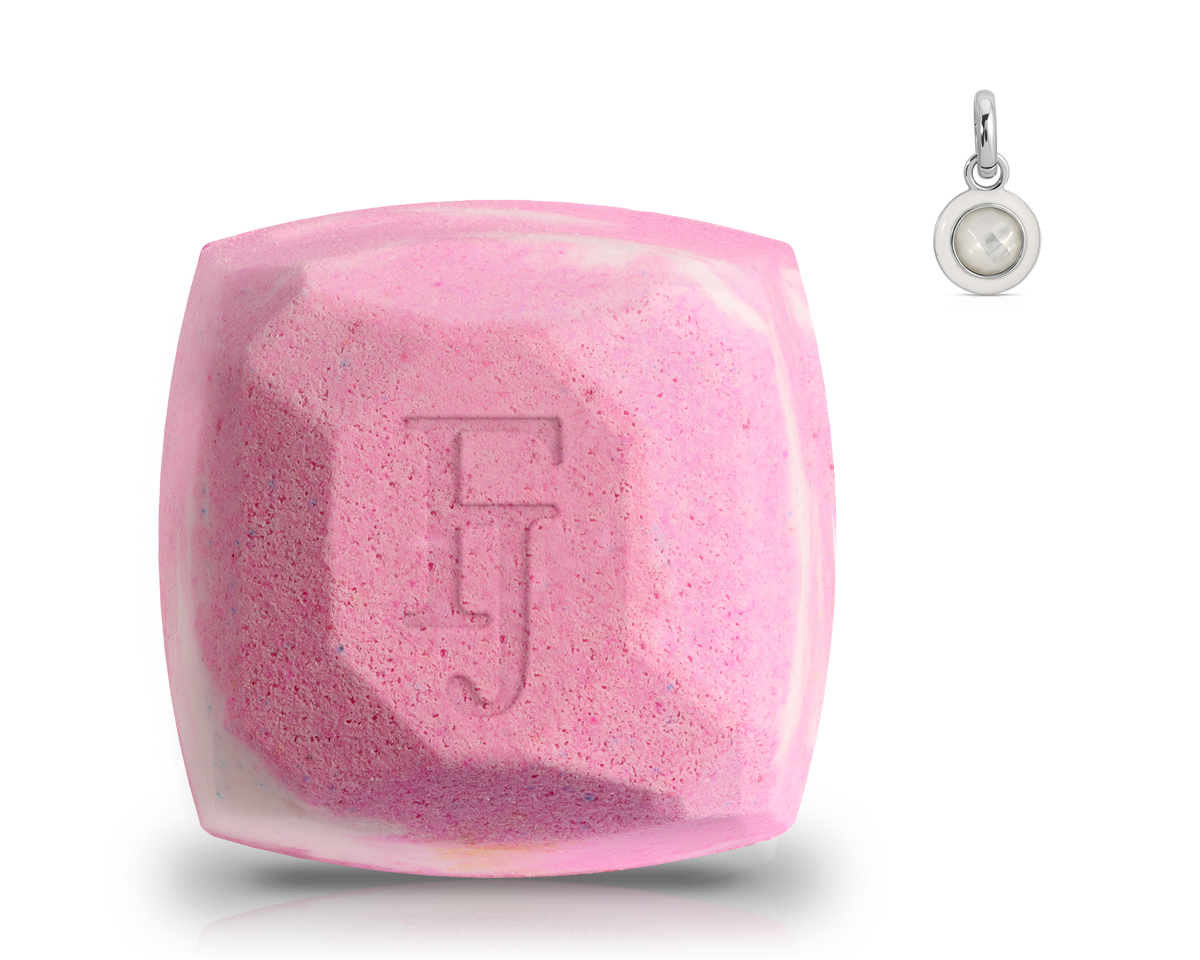 June Pearl Birthstone Charm - Bath Bomb