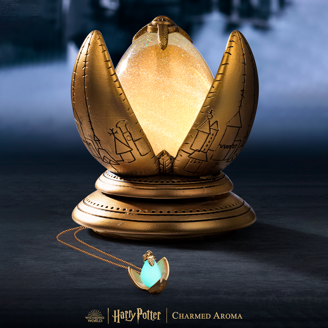 Harry Potter™ Golden Egg Light Up Candle - Necklace Collection